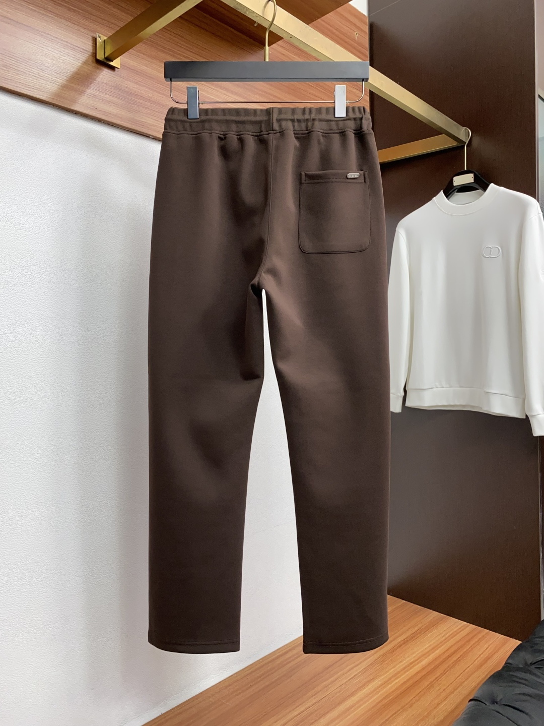 Loro Piana 诺悠翩雅 码数 M-3xL 一套出售，不拆卖 时尚长袖连帽外套套装，，， 臻选高端弹力纯棉棉面料，
