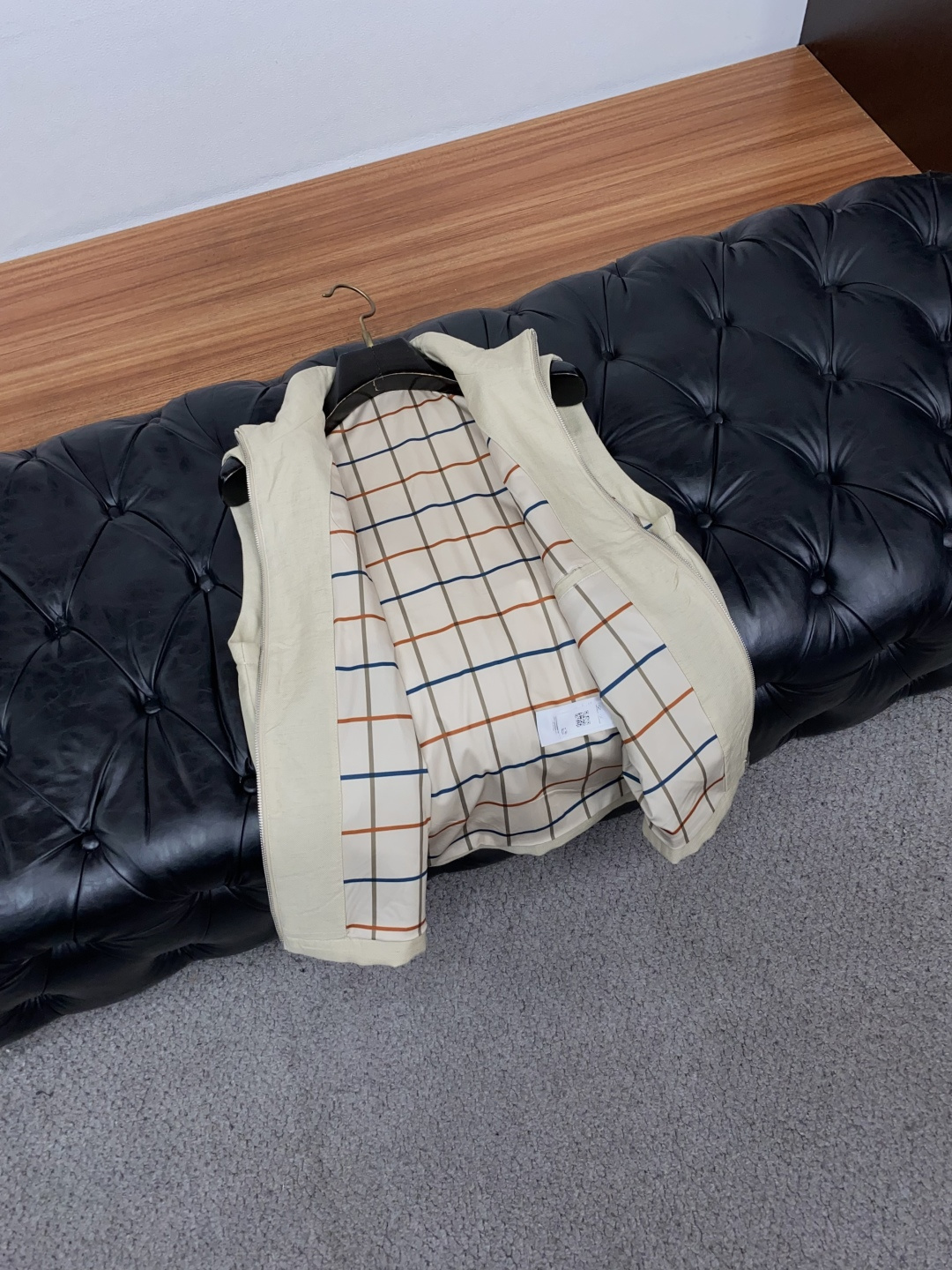 Loro Piana 诺悠翩雅 2026ss新款发布亚麻面料马甲夹克外套，秋冬季爆款外套，经典设计，穿上就是舒适自在又显