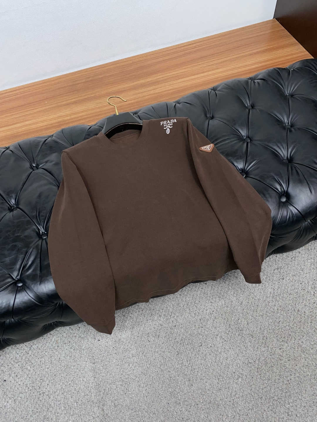 普拉达 M-3xL2026新款男士高端简约翻领拉绒长袖打底衫莫代尔丝光拉绒面料 香港洋行渠道货，纯正血统品质，春夏新款，