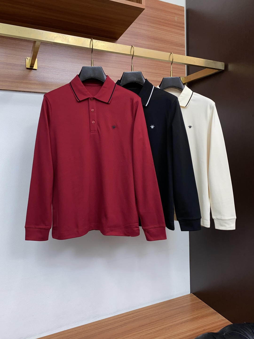 迪奥 M-3xL2026新款男士高端简约翻领拉绒长袖Polo衫,香港洋行渠道货,纯正血统品质,春夏新款,经典王牌系列! 迪奥 M-3xL2026新款男士高端简约翻领拉绒长袖Polo衫,香港洋行渠道货,纯正血统品质,春夏新款,经典王牌系列!