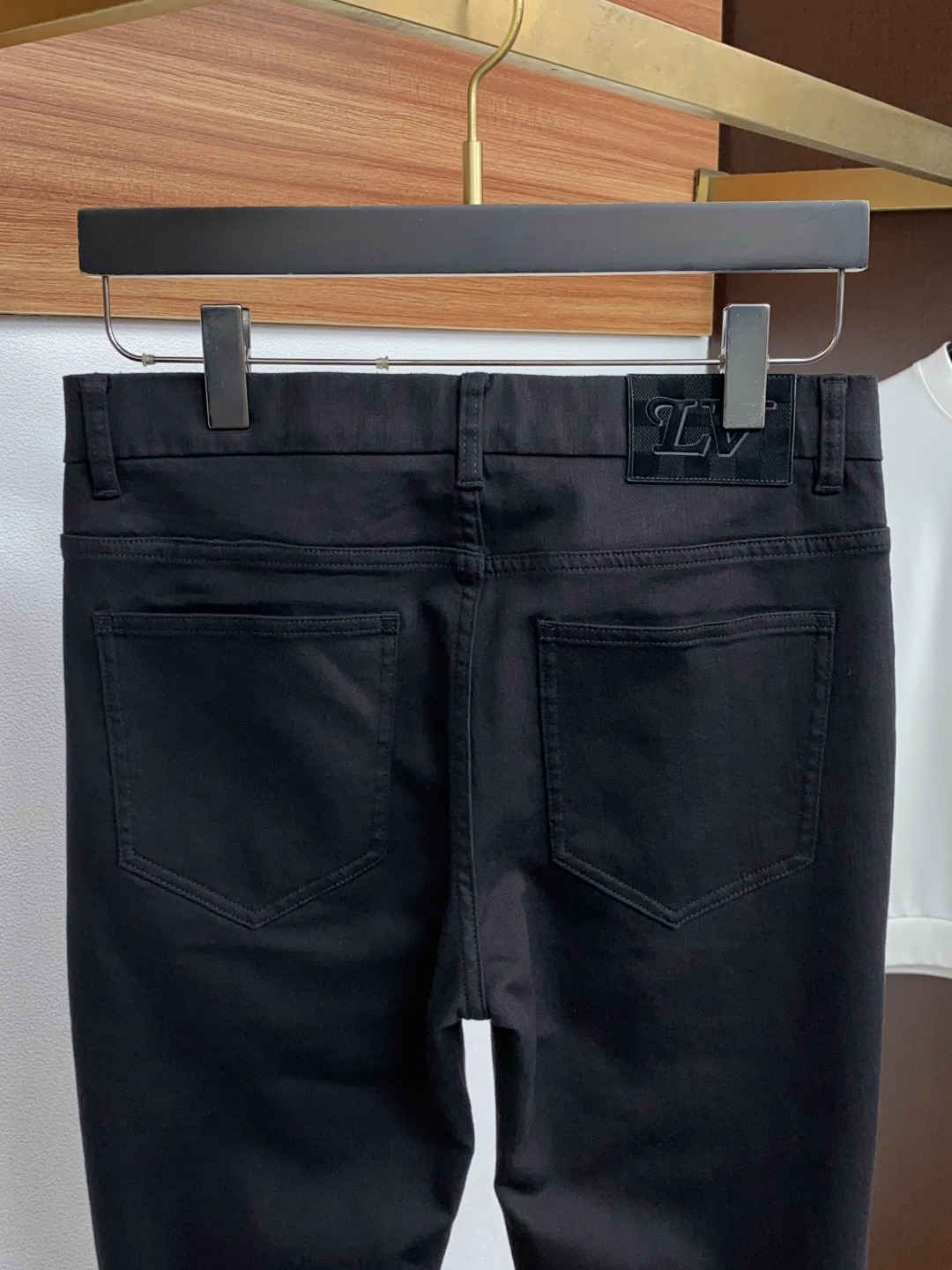 루이비통 다크 블랙 스트레치 데님 남성 바지 상세 이미지 9