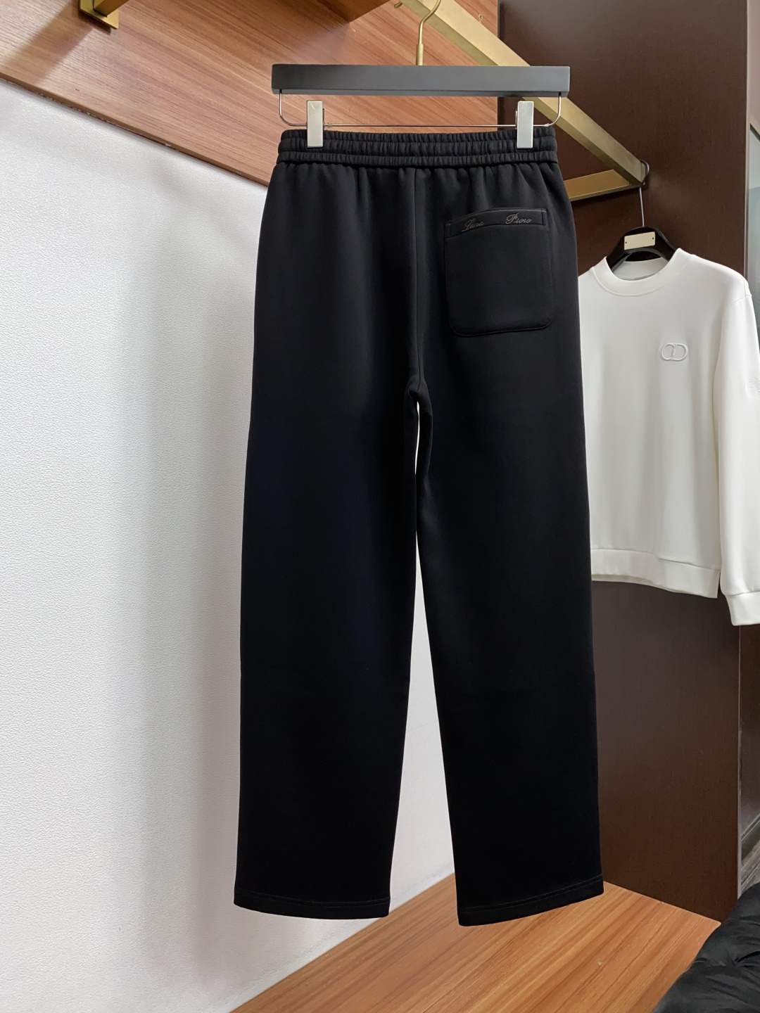 Loro Piana 诺悠翩雅 29-38 2026秋冬新款时尚休闲裤 直筒老钱风 运动裤 面料：高弹力莫代尔柔软拉绒空