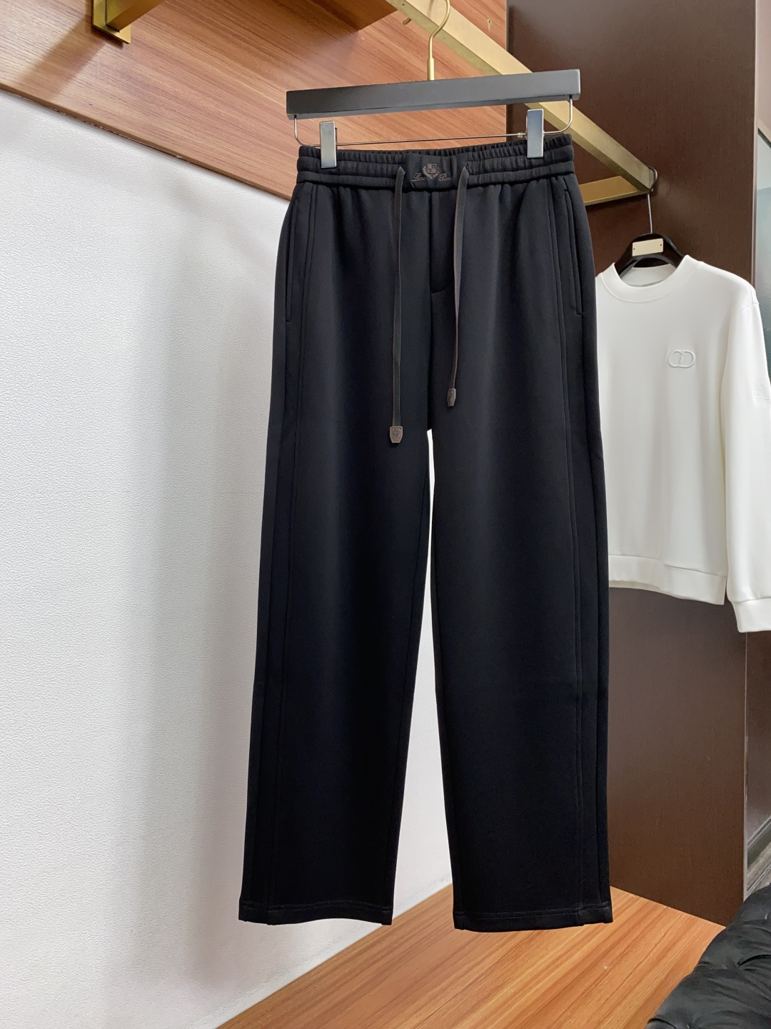 Loro Piana 诺悠翩雅 29-38 2026秋冬新款时尚休闲裤 直筒老钱风 运动裤 面料：高弹力莫代尔柔软拉绒空