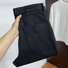 杰尼亚 29-38 2026ss 秋冬 新品 意大利风格男装品牌,皮牌logo标识 。 品牌主打男士休闲裤,五袋商务版型 杰尼亚 29-38 2026ss 秋冬 新品 意大利风格男装品牌,皮牌logo标识 。 品牌主打男士休闲裤,五袋商务版型