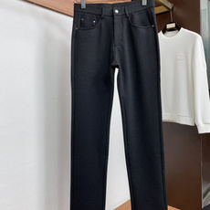 杰尼亚 29-38 2026ss 秋冬 新品 意大利风格男装品牌,皮牌logo标识 。 品牌主打男士休闲裤,五袋商务版型 杰尼亚 29-38 2026ss 秋冬 新品 意大利风格男装品牌,皮牌logo标识 。 品牌主打男士休闲裤,五袋商务版型