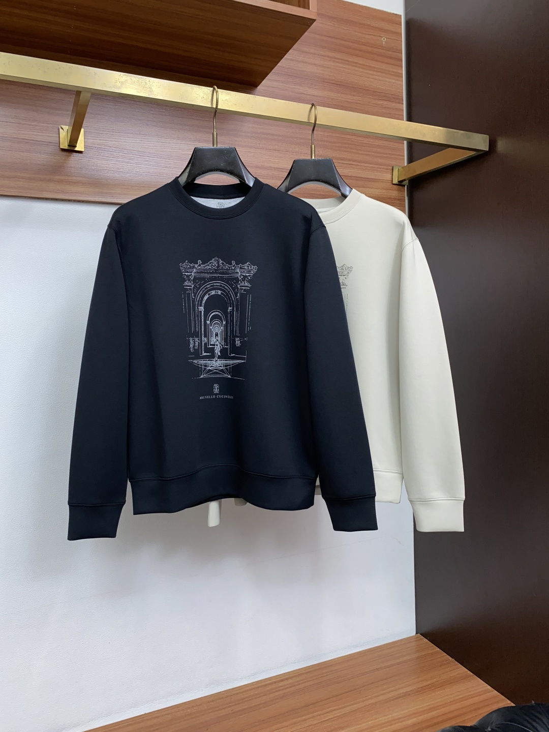 BC 2026秋冬新品🔷🔷  BC古典建筑素描空气层圆领卫衣 Brunello Cucinelli标志性人文美学，将文艺
