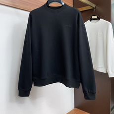 2026秋冬新品🔷🔷 Brioni布里奥尼|长袖卫衣打底 意式精工双面织造,摒弃传统结构,两面拥有同等细腻柔润肌理,双 2026秋冬新品🔷🔷 Brioni布里奥尼|长袖卫衣打底 意式精工双面织造,摒弃传统结构,两面拥有同等细腻柔润肌理,双