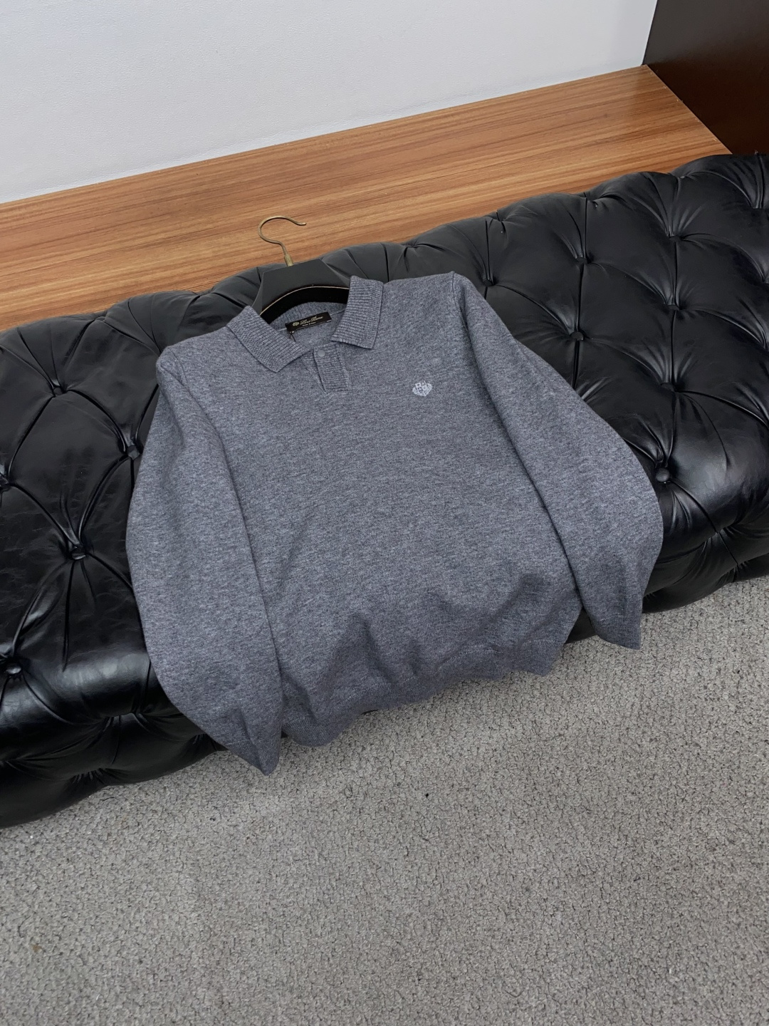 Loro Piana 诺悠翩雅 秋冬新款简约百搭款翻领羊毛混纺长袖毛衣 精致工艺专柜面料，顶级元素融合打造，潮男时尚，无