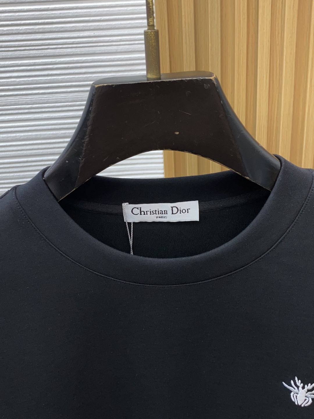 迪奥 xs-L 秋冬新品，男士基础款圆领长袖T恤打底衫！贸易公司渠道稀出，同步GW发售，选用客供进口26S双纱纯棉材质制