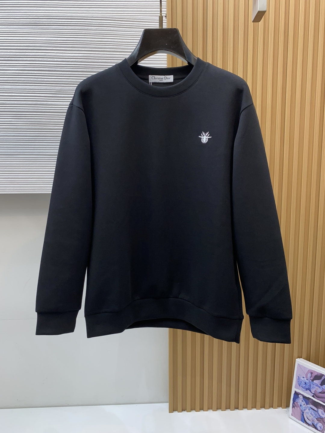 迪奥 xs-L 秋冬新品，男士基础款圆领长袖T恤打底衫！贸易公司渠道稀出，同步GW发售，选用客供进口26S双纱纯棉材质制