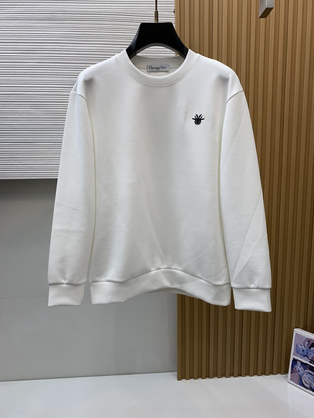 迪奥 xs-L 秋冬新品，男士基础款圆领长袖T恤打底衫！贸易公司渠道稀出，同步GW发售，选用客供进口26S双纱纯棉材质制