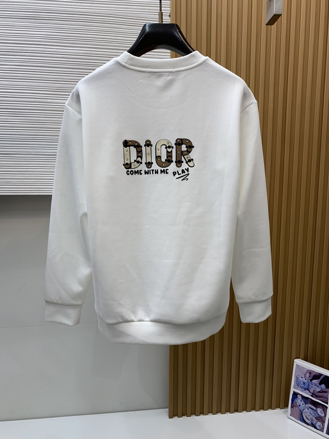 迪奥 xs-L 秋冬新品，男士基础款圆领长袖T恤打底衫！贸易公司渠道稀出，同步GW发售，选用客供进口26S双纱纯棉材质制