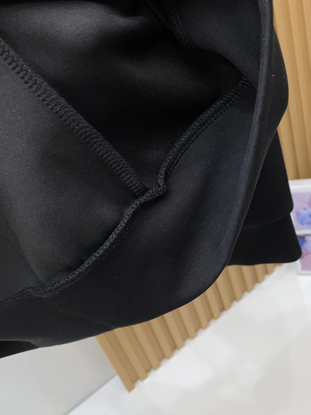 1v 路易威登 xs-L 秋冬新品，男士基础款圆领长袖T恤打底衫！贸易公司渠道稀出，同步GW发售，选用客供进口26S双纱