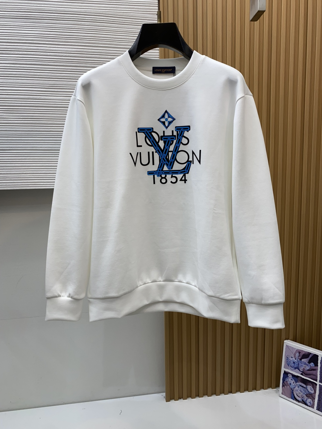 1v 路易威登 xs-L 秋冬新品，男士基础款圆领长袖T恤打底衫！贸易公司渠道稀出，同步GW发售，选用客供进口26S双纱