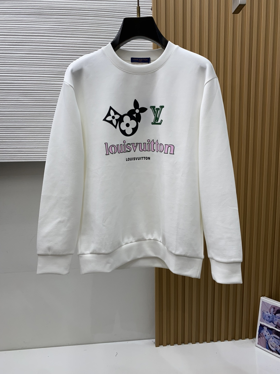 1v 路易威登 xs-L 秋冬新品，男士基础款圆领长袖T恤打底衫！贸易公司渠道稀出，同步GW发售，选用客供进口26S双纱