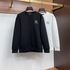 始祖鸟 xs-L 秋冬新品,男士基础款圆领长袖T恤打底衫!贸易公司渠道稀出,同步GW发售,选用客供进口26S双纱纯棉材质 始祖鸟 xs-L 秋冬新品,男士基础款圆领长袖T恤打底衫!贸易公司渠道稀出,同步GW发售,选用客供进口26S双纱纯棉材质