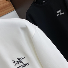 始祖鸟 xs-L 秋冬新品,男士基础款圆领长袖T恤打底衫!贸易公司渠道稀出,同步GW发售,选用客供进口26S双纱纯棉材质 始祖鸟 xs-L 秋冬新品,男士基础款圆领长袖T恤打底衫!贸易公司渠道稀出,同步GW发售,选用客供进口26S双纱纯棉材质