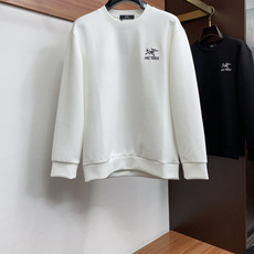 始祖鸟 xs-L 秋冬新品,男士基础款圆领长袖T恤打底衫!贸易公司渠道稀出,同步GW发售,选用客供进口26S双纱纯棉材质 始祖鸟 xs-L 秋冬新品,男士基础款圆领长袖T恤打底衫!贸易公司渠道稀出,同步GW发售,选用客供进口26S双纱纯棉材质