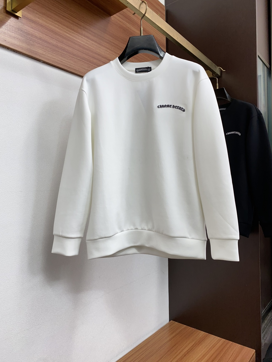 克罗心 xs-L 秋冬新品,男士基础款圆领长袖T恤打底衫!贸易公司渠道稀出,同步GW发售,选用客供进口26S双纱纯棉材质 克罗心 xs-L 秋冬新品,男士基础款圆领长袖T恤打底衫!贸易公司渠道稀出,同步GW发售,选用客供进口26S双纱纯棉材质