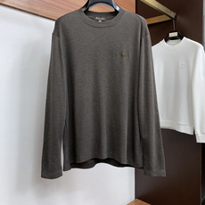 Loro Piana 诺悠翩雅 系列男士长袖打底T恤 。兼具个性时尚范儿,与生俱来的不平凡.单穿内搭皆适宜! 极简休闲 Loro Piana 诺悠翩雅 系列男士长袖打底T恤 。兼具个性时尚范儿,与生俱来的不平凡.单穿内搭皆适宜! 极简休闲