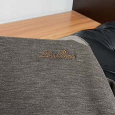 Loro Piana 诺悠翩雅 系列男士长袖打底T恤 。兼具个性时尚范儿,与生俱来的不平凡.单穿内搭皆适宜! 极简休闲 Loro Piana 诺悠翩雅 系列男士长袖打底T恤 。兼具个性时尚范儿,与生俱来的不平凡.单穿内搭皆适宜! 极简休闲