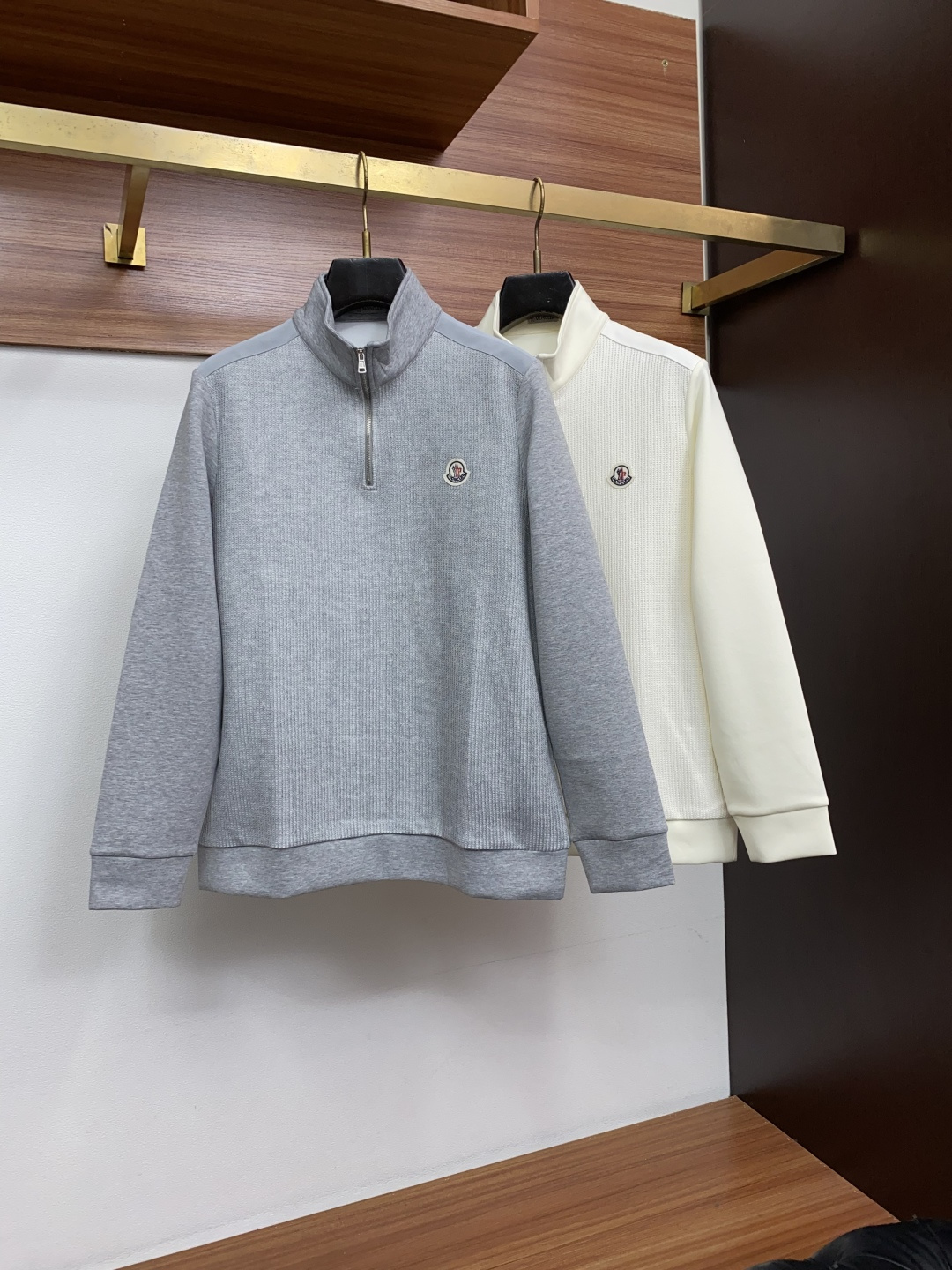 蒙口 秋冬新品,男士基础款半高领拉链长袖打底衫!贸易公司渠道稀出,同步GW发售,选用客供进口26S双纱纯棉客气棉材质制成 蒙口 秋冬新品,男士基础款半高领拉链长袖打底衫!贸易公司渠道稀出,同步GW发售,选用客供进口26S双纱纯棉客气棉材质制成