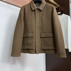 Loro Piana 诺悠翩雅 秋冬男士商务翻领时尚羽绒服 定制羊毛面料 真皮翻领 轻奢时尚休闲风格,轻盈保暖柔软!低 Loro Piana 诺悠翩雅 秋冬男士商务翻领时尚羽绒服 定制羊毛面料 真皮翻领 轻奢时尚休闲风格,轻盈保暖柔软!低