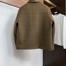 Loro Piana 诺悠翩雅 秋冬男士商务翻领时尚羽绒服 定制羊毛面料 真皮翻领 轻奢时尚休闲风格,轻盈保暖柔软!低 Loro Piana 诺悠翩雅 秋冬男士商务翻领时尚羽绒服 定制羊毛面料 真皮翻领 轻奢时尚休闲风格,轻盈保暖柔软!低