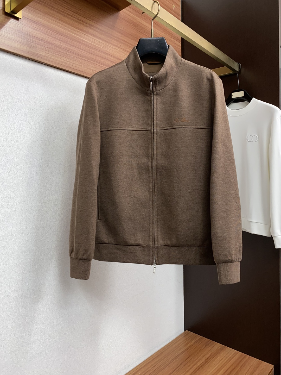 Loro Piana诺悠翩雅 男装【新品】 贸易公司订单 老钱2026S秋冬新品 男士羊毛运动套装‼️ (不拆卖) 意大 Loro Piana诺悠翩雅 男装【新品】 贸易公司订单 老钱2026S秋冬新品 男士羊毛运动套装‼️ (不拆卖) 意大