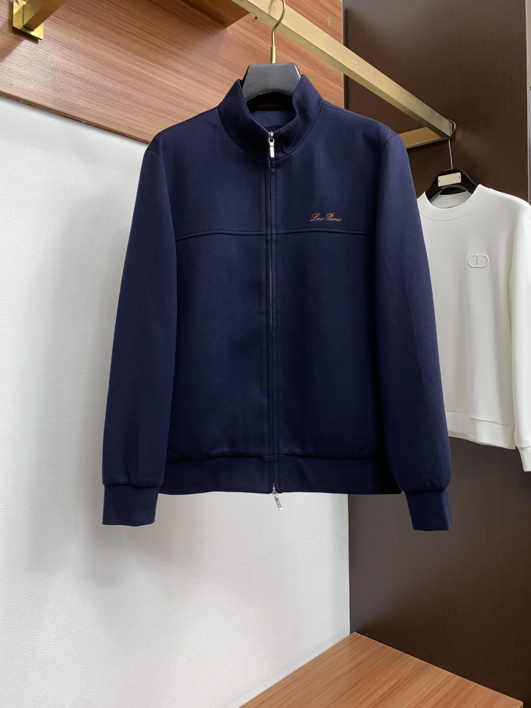 Loro Piana诺悠翩雅 男装【新品】 贸易公司订单 老钱2026S秋冬新品 男士羊毛运动套装‼️ (不拆卖) 意大 Loro Piana诺悠翩雅 男装【新品】 贸易公司订单 老钱2026S秋冬新品 男士羊毛运动套装‼️ (不拆卖) 意大