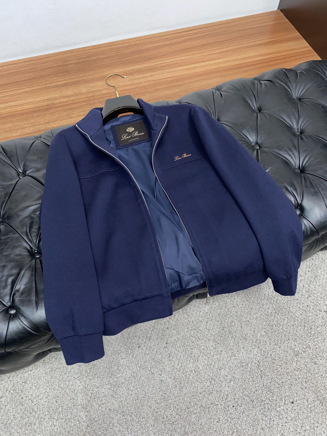 Loro Piana诺悠翩雅 男装【新品】 贸易公司订单 老钱2026S秋冬新品 男士羊毛运动套装‼️ (不拆卖) 意大 Loro Piana诺悠翩雅 男装【新品】 贸易公司订单 老钱2026S秋冬新品 男士羊毛运动套装‼️ (不拆卖) 意大