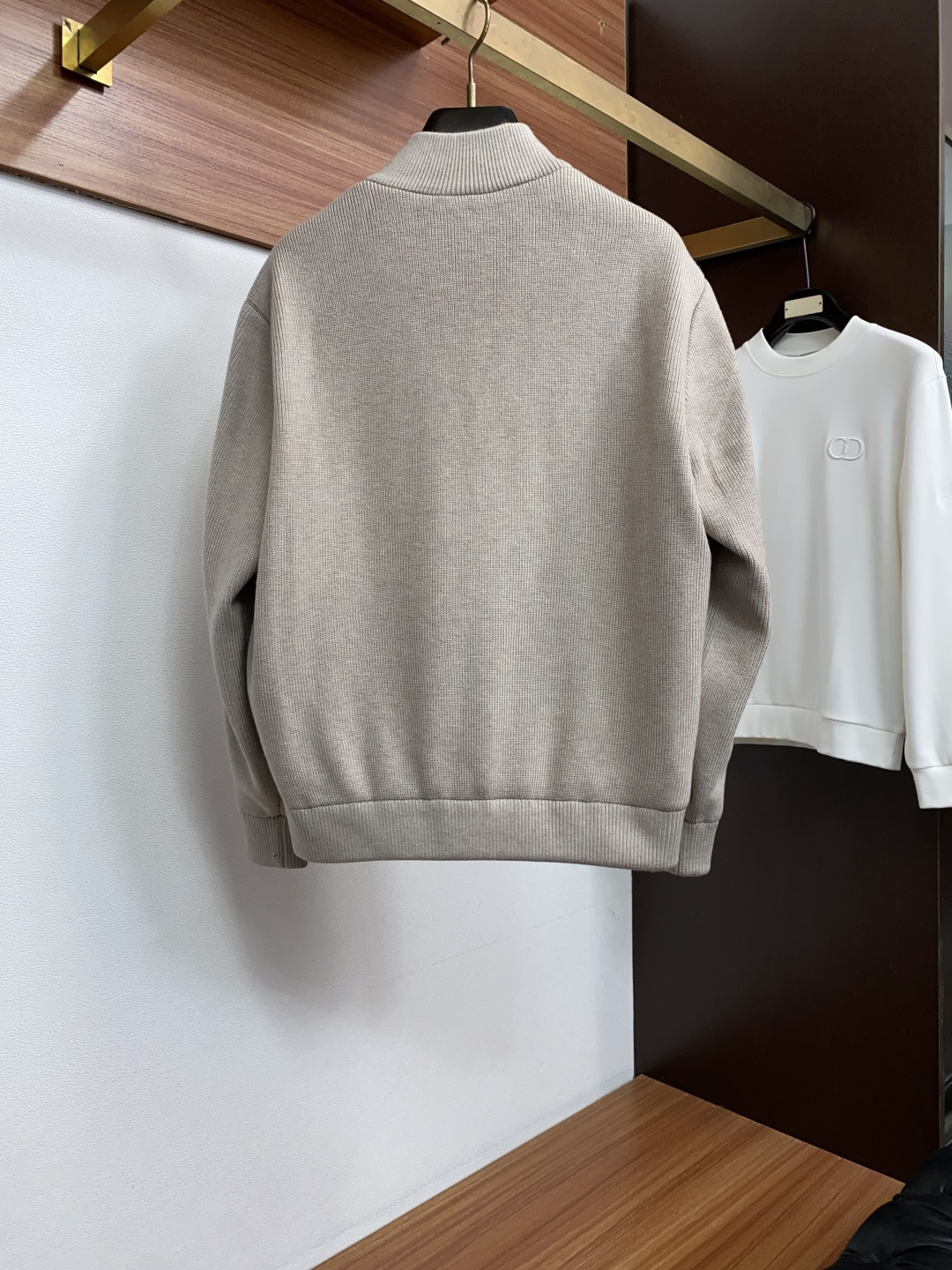 Loro Piana诺悠翩雅 秋冬男士时尚立领羽绒服  定制原版面料 轻奢时尚休闲风格，轻盈保暖柔软！低调系列时尚百搭，