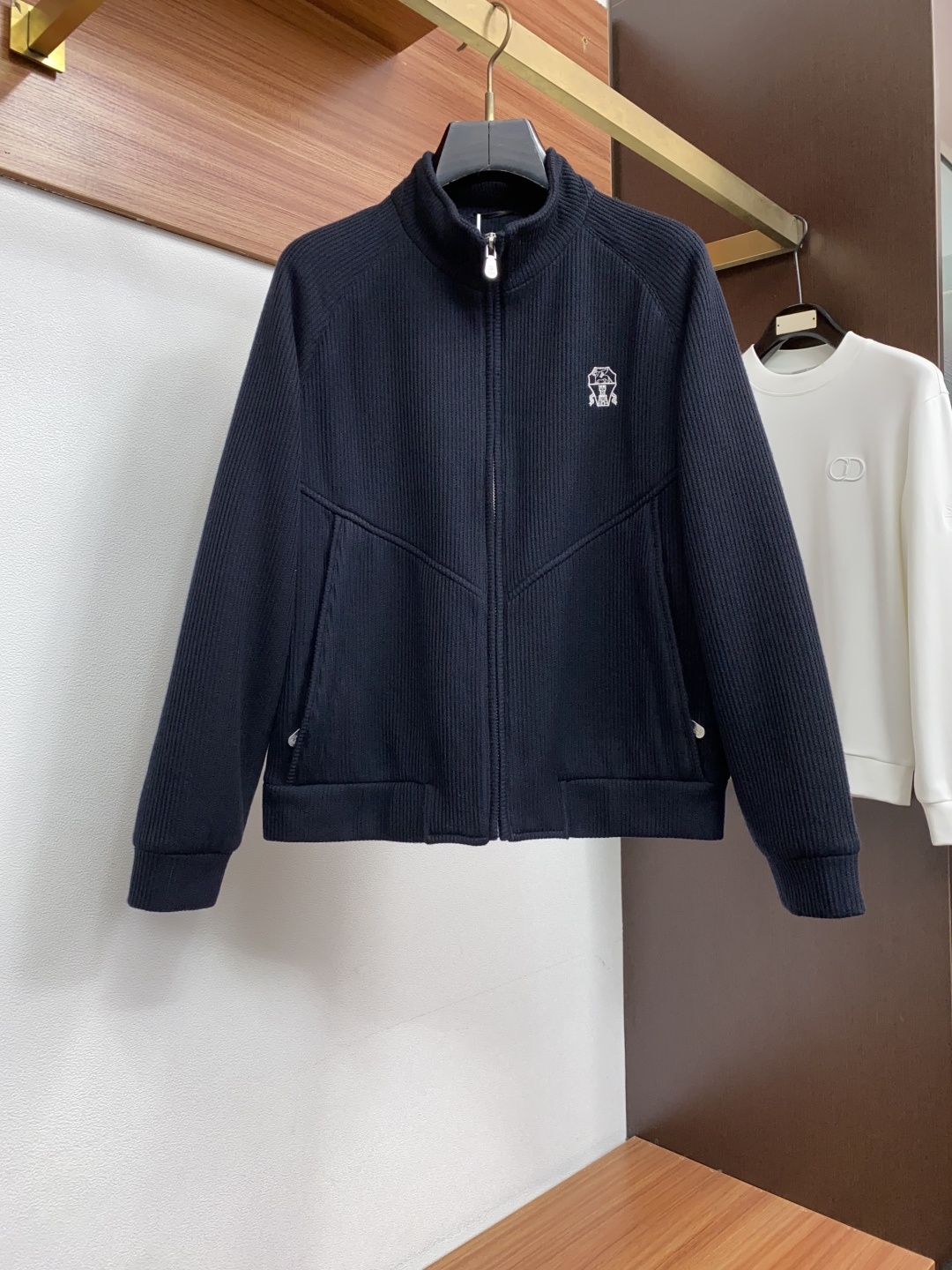 BC M-3xL 男装针织夹克外套 柜台同步发售，高精细的奢华品质,轻奢感超强.全新亚麻面料拥有最新的时尚气质及将魅力韵
