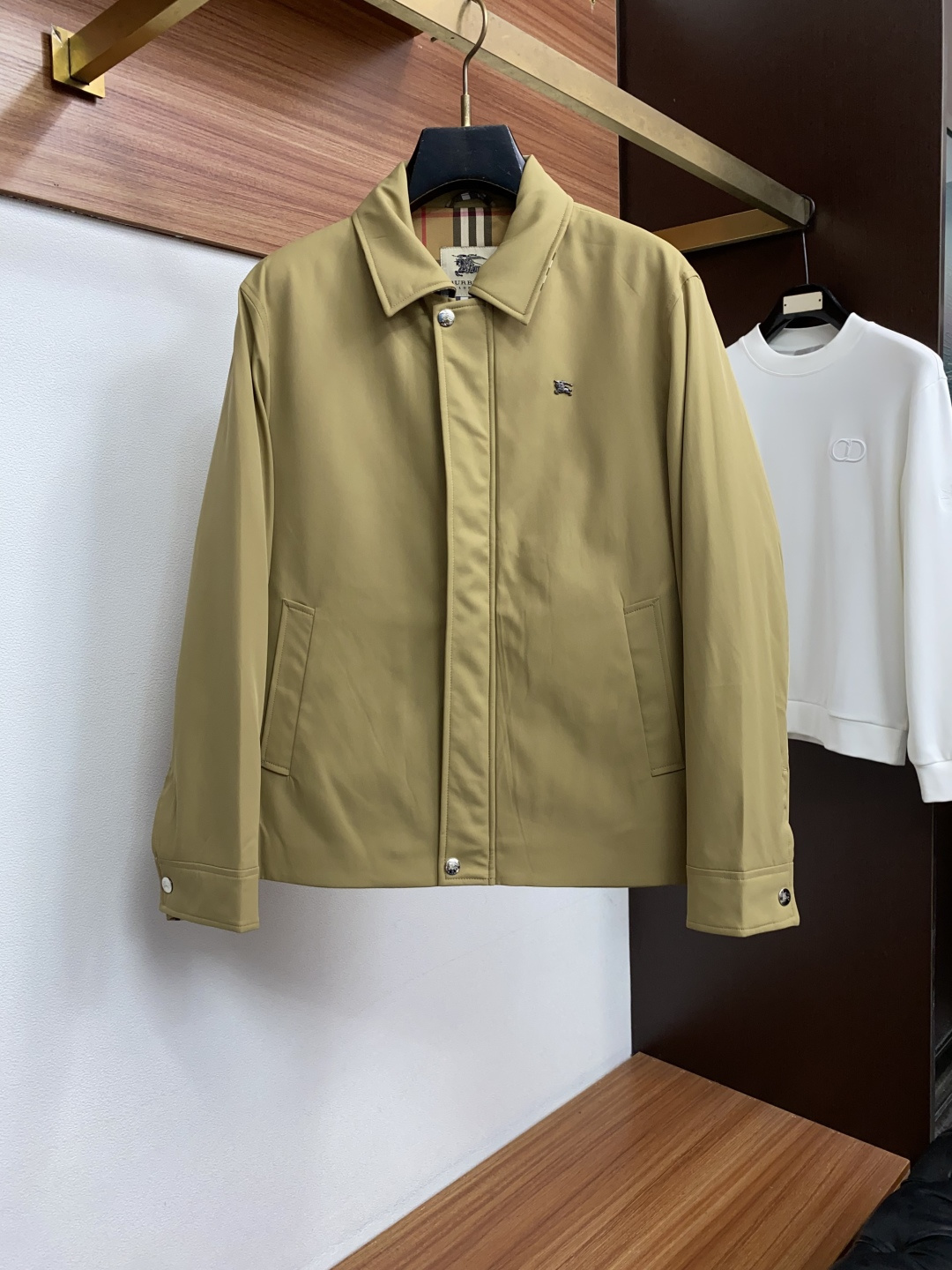 巴宝莉 秋冬新款夹克外套 高品质定制面料 顶级版本贸易公司渠道订单，海外精品独家限定发售，经典即永恒，入手绝对值的 客供