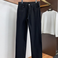 Loro Piana 诺悠翩雅 29-38 2026秋冬新款老钱风直筒 牛仔裤 干净利落剪裁,都市风十足 弹力腰围上身舒 Loro Piana 诺悠翩雅 29-38 2026秋冬新款老钱风直筒 牛仔裤 干净利落剪裁,都市风十足 弹力腰围上身舒