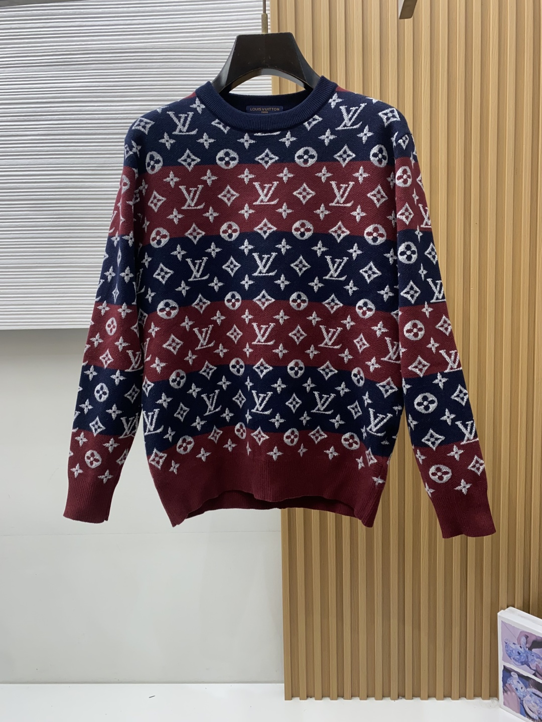 1v 路易威登 码数 M-3xL 2026ss新款 羊毛混纺 圆领 长袖 毛衣 羊毛衫 打底衫，高端版本！专柜定制面料 