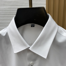 kiton 刺绣长袖衬衫|利落体面,兼顾商务与日常 甄选顺滑高弹面料,触感细腻垂坠有型,抗皱易打理,告别频繁熨烫烦恼。 kiton 刺绣长袖衬衫|利落体面,兼顾商务与日常 甄选顺滑高弹面料,触感细腻垂坠有型,抗皱易打理,告别频繁熨烫烦恼。