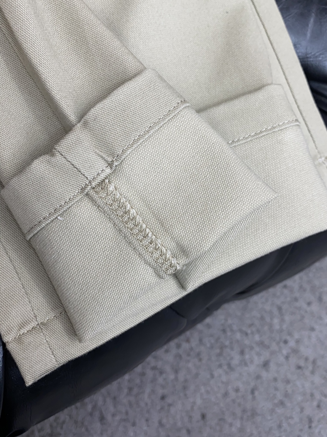 Dior 迪奥 26秋冬新品 原单男士西装休闲西裤 每季必出的类型，无需质疑的热卖王牌单品，符合四季最佳的搭配色号 整体
