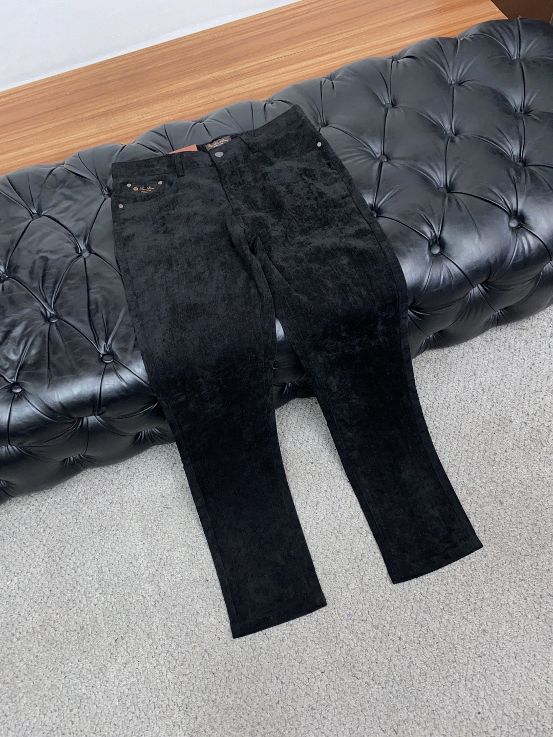 Loro Piana 诺悠翩雅 2026新款休闲西裤！意大利高端品牌 官网同步发售进口定制高端定制面料，触感柔软透气 三