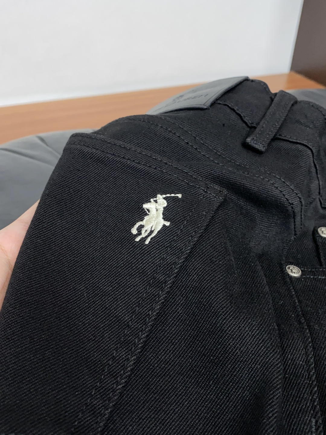 拉夫劳伦 29-38 最新款修身牛仔裤 秋冬最新款上身版型无敌正！ 绝对可以闭眼收的一款 此款裤子非常百搭，日常上班 户