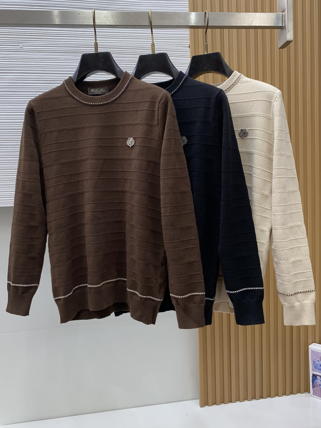 Loro Piana 诺悠翩雅 秋冬新款针织羊毛衫长袖毛衣 最新时尚潮流效果,时尚新韵味，元素及现代潮流的高街风格融合一