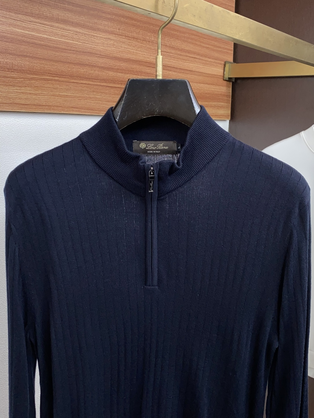 Loro Piana 诺悠翩雅 秋冬新款针织羊毛衫长袖毛衣 最新时尚潮流效果,时尚新韵味，元素及现代潮流的高街风格融合一