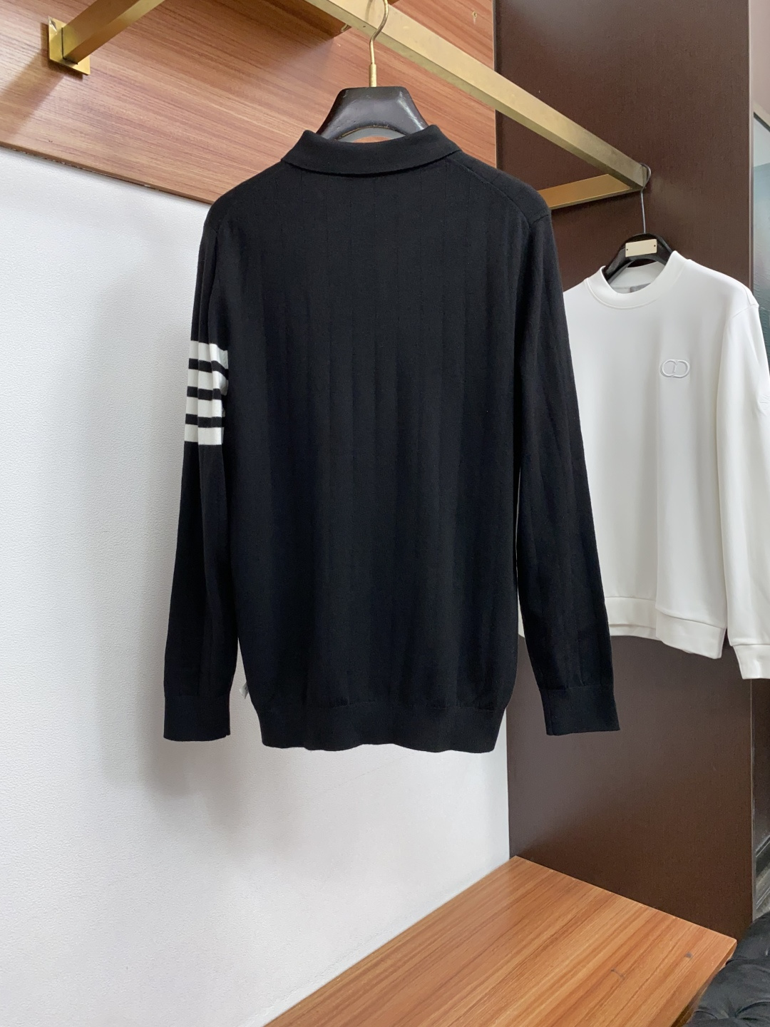 TB 尺码M-3xL 2026秋冬翻领长袖羊毛衫 成分 羊毛混纺 工艺 齐脚针织 老钱风 视觉主调，休闲时尚款式 功能 
