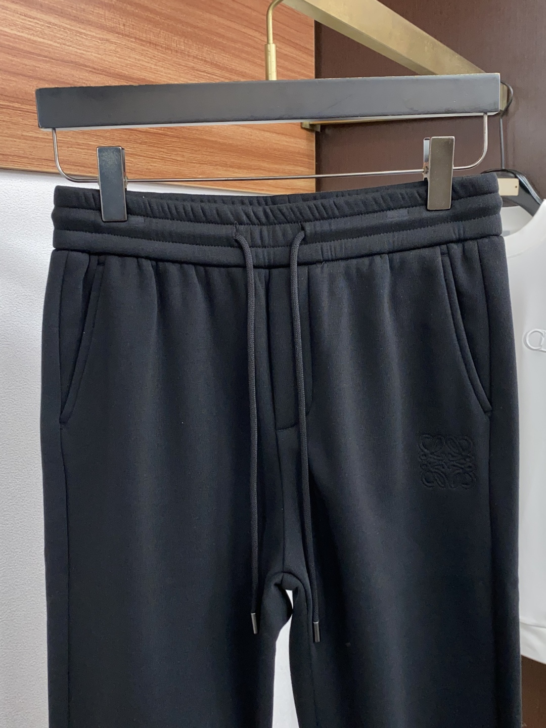 罗意威 26秋冬新品 原单男士加厚加绒 休闲裤 弹力面料每季必出的类型，无需质疑的热卖王牌单品，符合四季最佳的搭配色号 