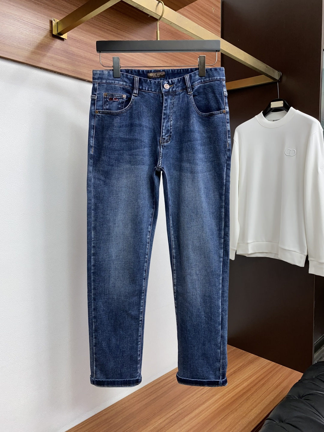 Loro Piana 诺悠翩雅 码数30-38 最新款秋冬时尚休闲五袋牛仔裤最新款上身版型无敌正！直筒版型 绝对可以闭眼