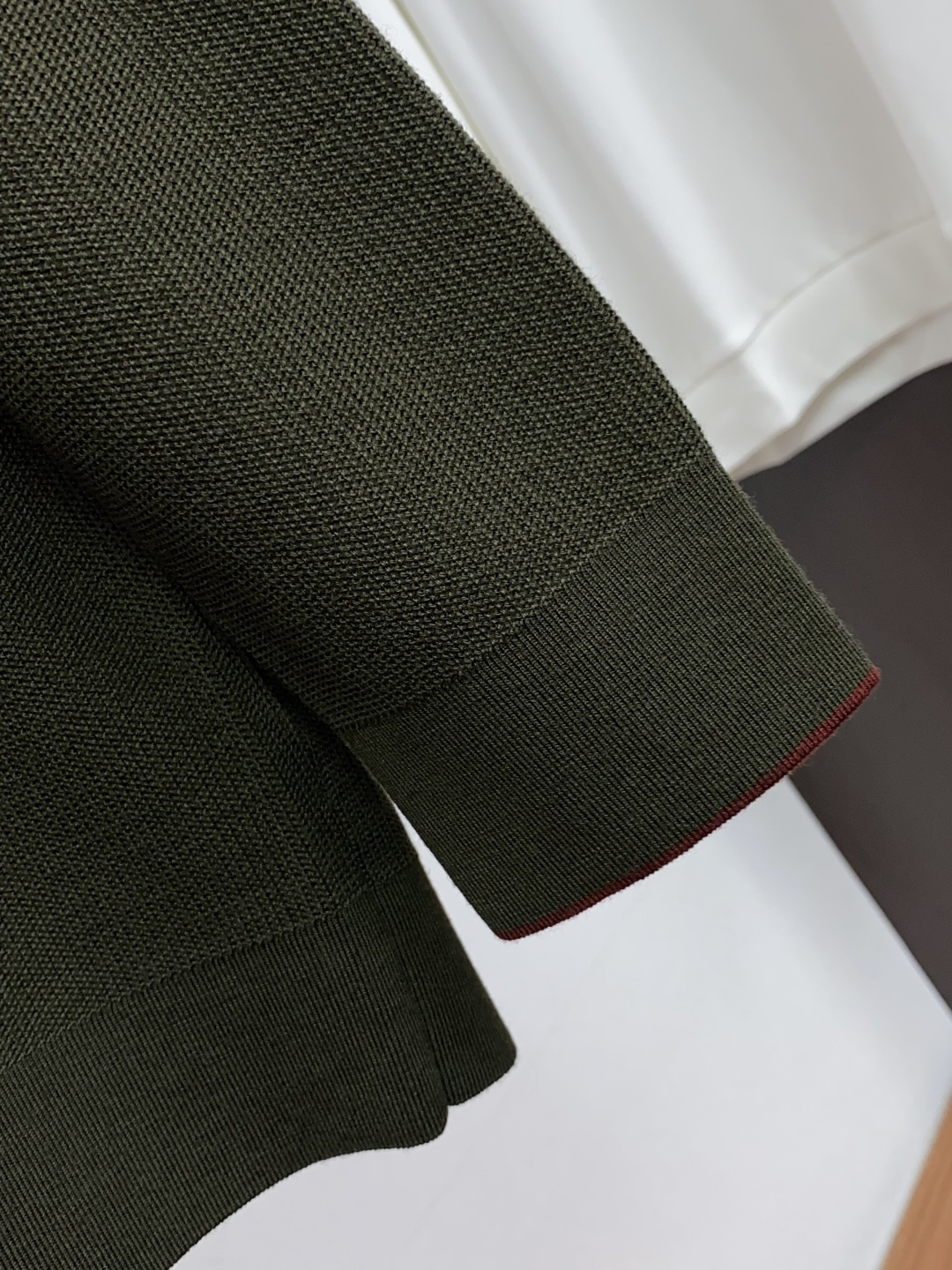 Loro Piana 诺悠翩雅 秋冬高品质 绵羊毛针织圆领长袖毛衣 精品棉羊毛毛衣 男款高端定制臻品系列 隶属品牌高端主 Loro Piana 诺悠翩雅 秋冬高品质 绵羊毛针织圆领长袖毛衣 精品棉羊毛毛衣 男款高端定制臻品系列 隶属品牌高端主