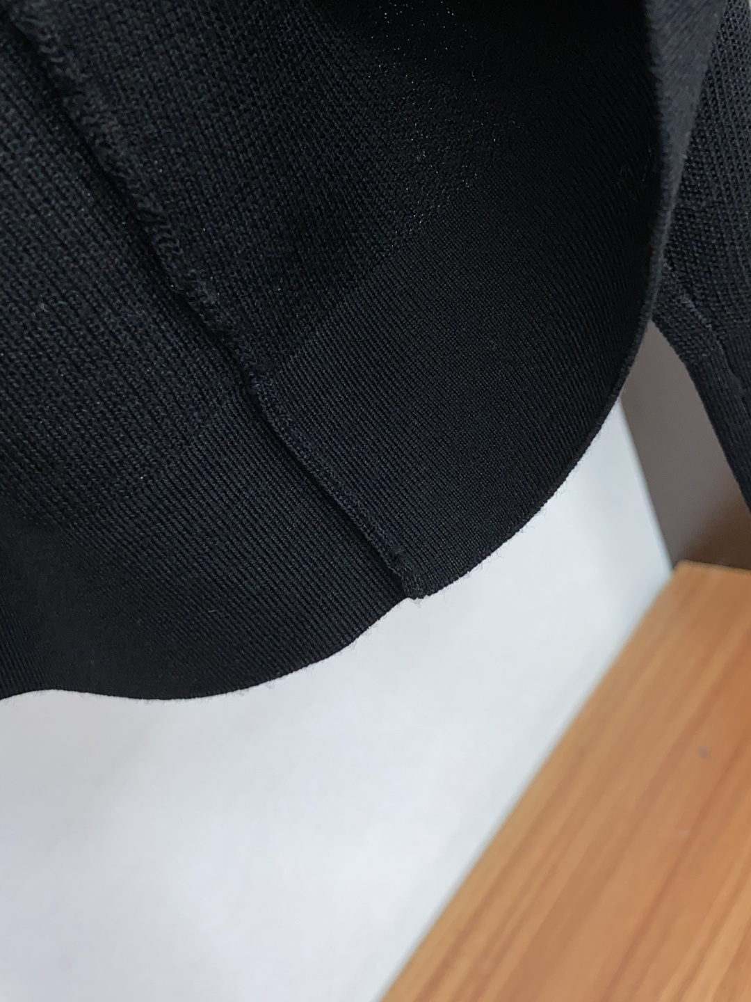 Loro Piana 诺悠翩雅 秋冬高品质 绵羊毛针织圆领长袖毛衣 精品棉羊毛毛衣 男款高端定制臻品系列 隶属品牌高端主 Loro Piana 诺悠翩雅 秋冬高品质 绵羊毛针织圆领长袖毛衣 精品棉羊毛毛衣 男款高端定制臻品系列 隶属品牌高端主