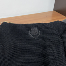 Loro Piana 诺悠翩雅 秋冬高品质 绵羊毛针织圆领长袖毛衣 精品棉羊毛毛衣 男款高端定制臻品系列 隶属品牌高端主 Loro Piana 诺悠翩雅 秋冬高品质 绵羊毛针织圆领长袖毛衣 精品棉羊毛毛衣 男款高端定制臻品系列 隶属品牌高端主
