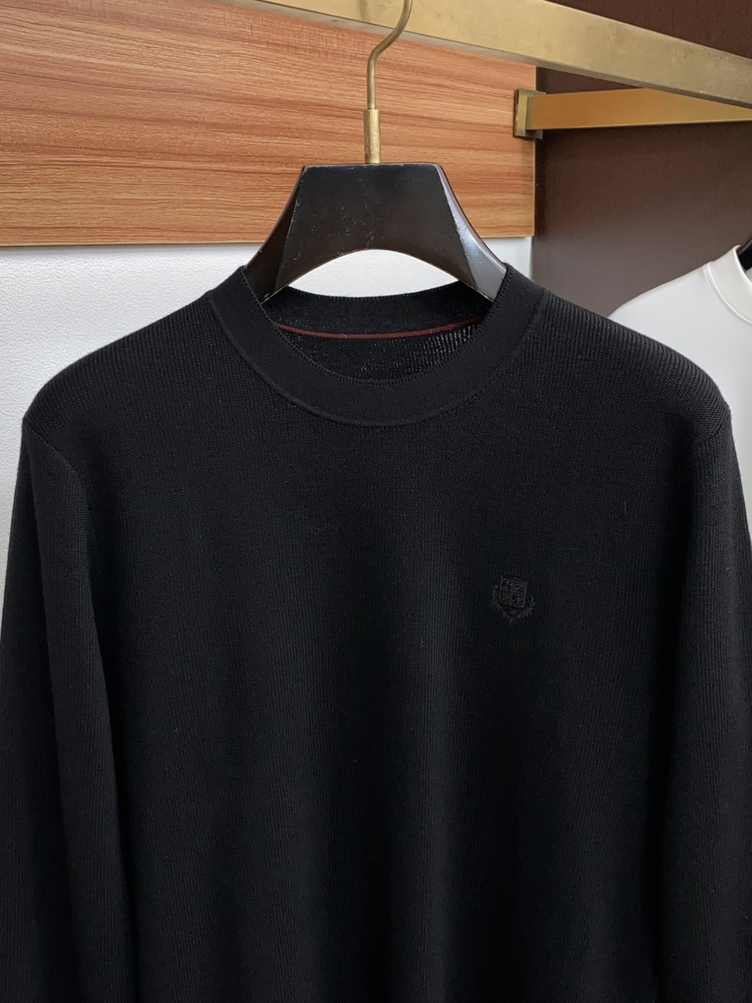 Loro Piana 诺悠翩雅 秋冬高品质 绵羊毛针织圆领长袖毛衣 精品棉羊毛毛衣 男款高端定制臻品系列 隶属品牌高端主 Loro Piana 诺悠翩雅 秋冬高品质 绵羊毛针织圆领长袖毛衣 精品棉羊毛毛衣 男款高端定制臻品系列 隶属品牌高端主