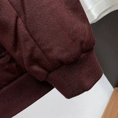 Loro Piana 诺悠翩雅 2026ss秋冬新款发布翻领羽绒服外套,秋冬季爆款外套,新国标95白鸭绒填冲经典设计,穿 Loro Piana 诺悠翩雅 2026ss秋冬新款发布翻领羽绒服外套,秋冬季爆款外套,新国标95白鸭绒填冲经典设计,穿